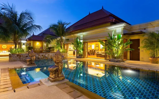 Generous 6BR Balinese Pool Villa Sophia