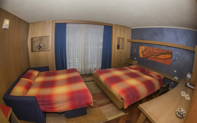 Meuble Hotel Ambrosini