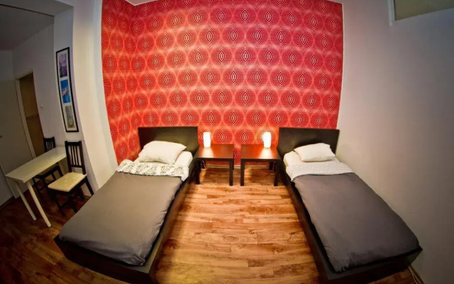 Studio Krowoderska Kraków by Renters