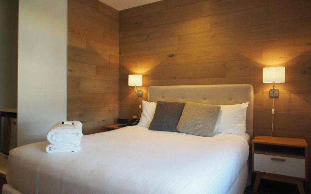 Crown Hotel Surry Hills