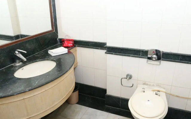 OYO 1898 Hotel Aditya