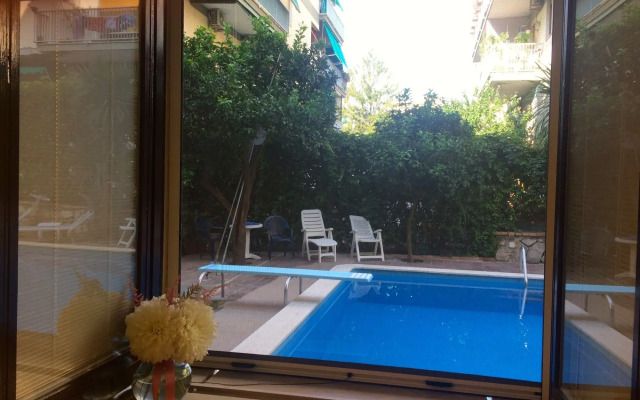 The Pool House Suite