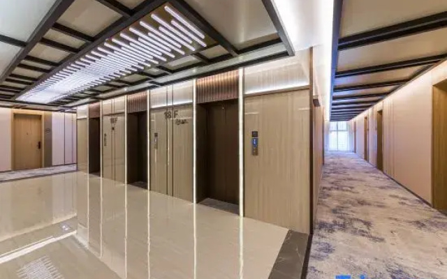 Starway Hotel (Hohhot Wuliying Subway Station)