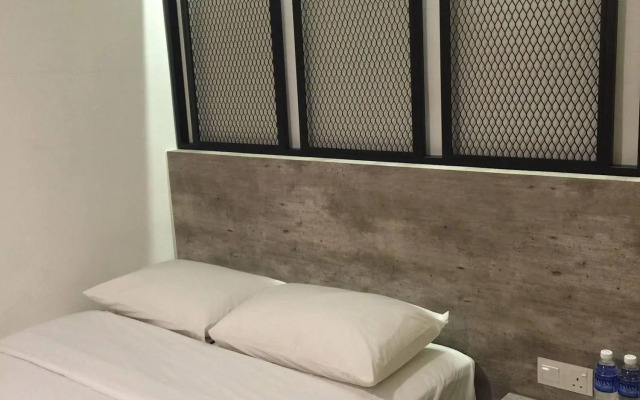 The Oikos Hotel