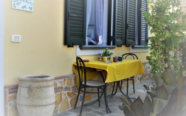 Apartment With 2 Bedrooms in Massarosa, With Enclosed Garden and Wifi