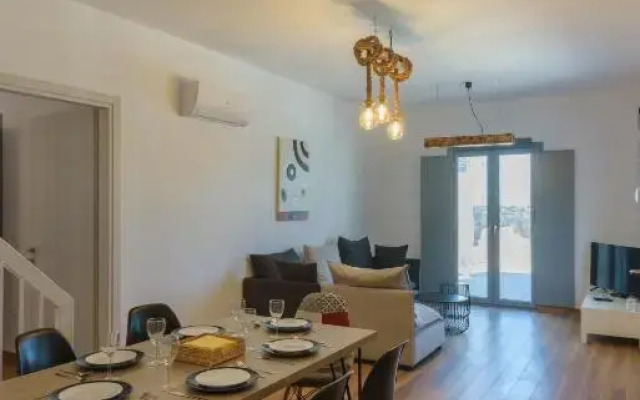 Cycladic Breeze Villa With Private Pool