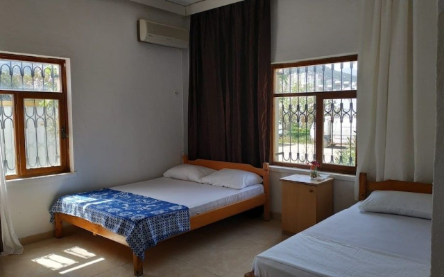 MayaLuna Ecolodge