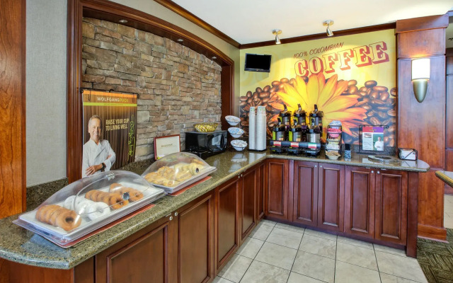 Staybridge Suites - Louisville - East by IHG