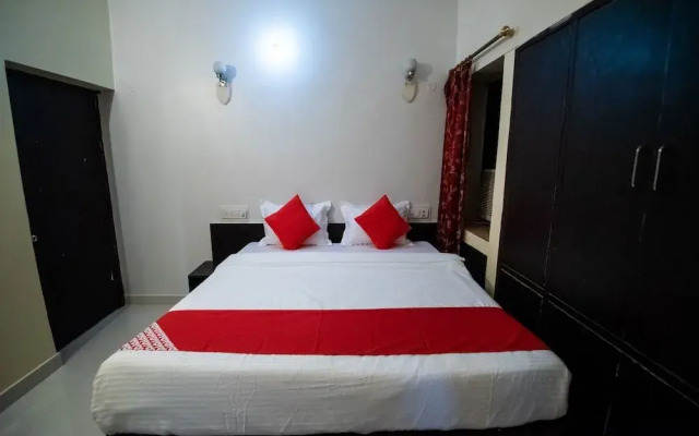 Oyo Home 3688 Apartment Palace