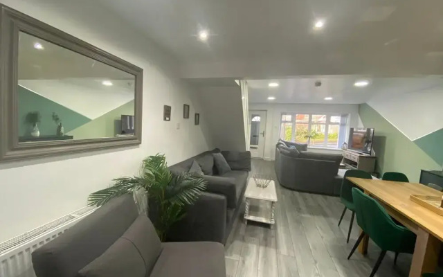 Ideal Lodgings in Baxenden