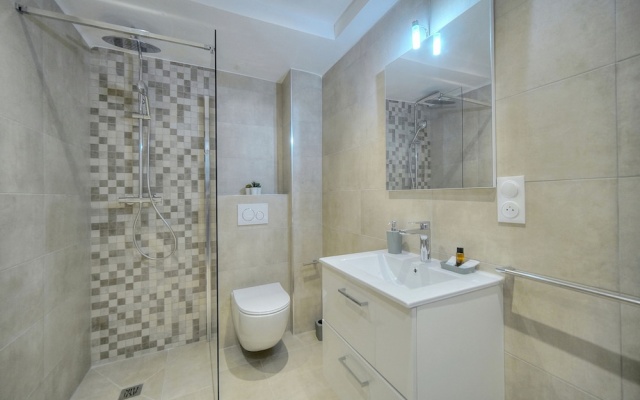 Ref 449637 in Cannes