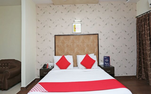 OYO 8576 Hotel Jiwan Plaza