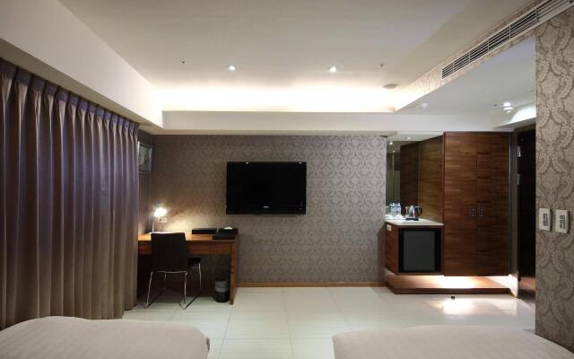 Nest Hotel