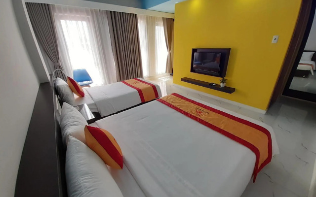 The Six Hotel