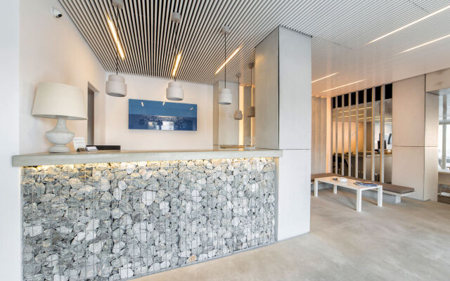 Relux Ios Hotel