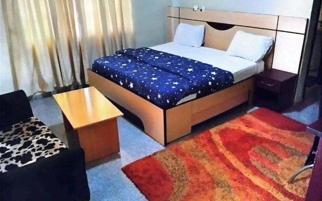 Leisure Spring Hotel