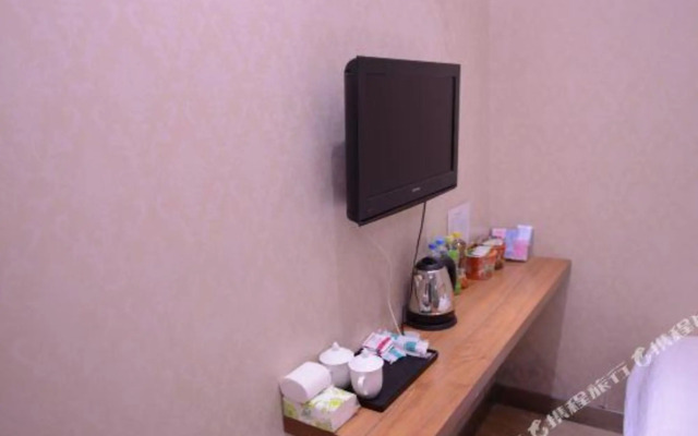 Qguoqiang Express Hostel