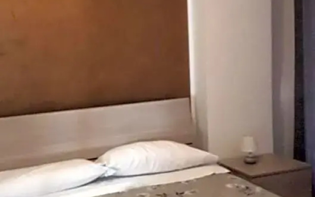 B&B Camerana