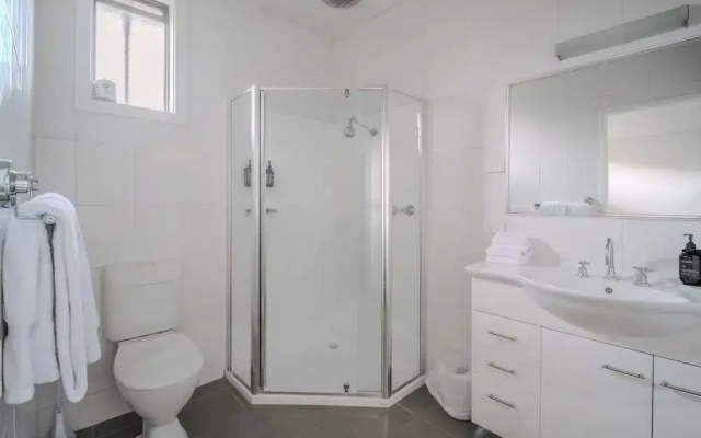 Best Western Wyndhamere Motel