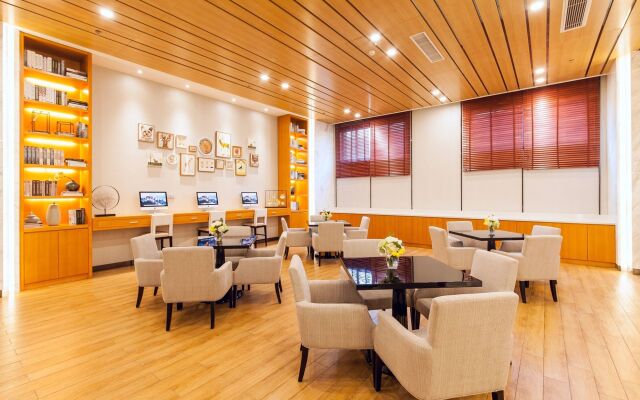 Suisse Place Hotel Residence CMCTaizhou