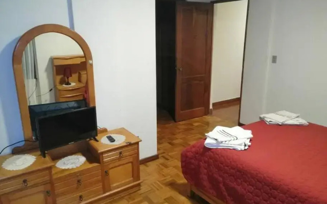 Amplio departamento en la zona central norte 1B
