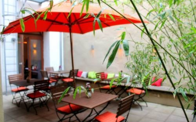 Hotel Colonia