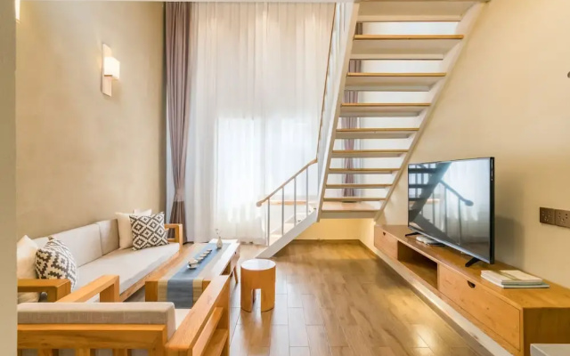 Moon Villa Resort