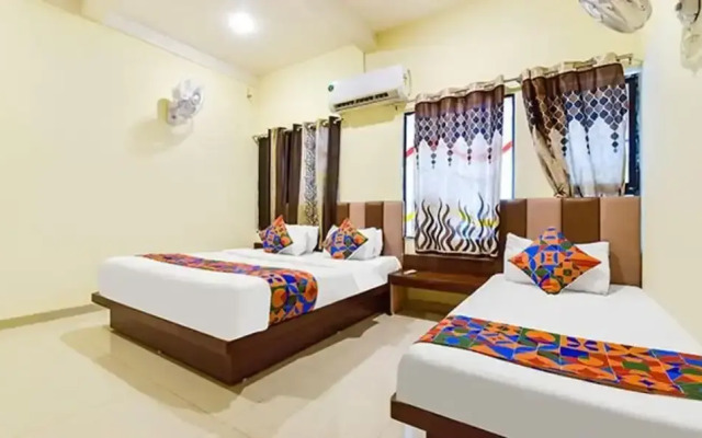OYO Flagship 41641 Poonam Palace