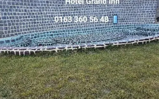 Grand Inn