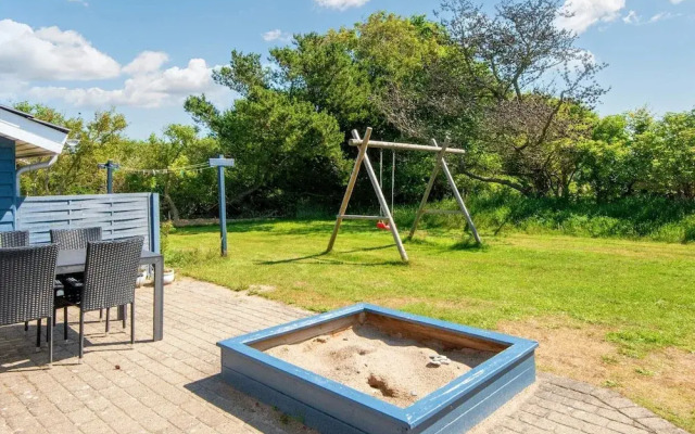 8 Person Holiday Home in Ulfborg