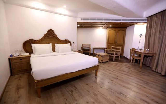Quality Inn Shravanthi