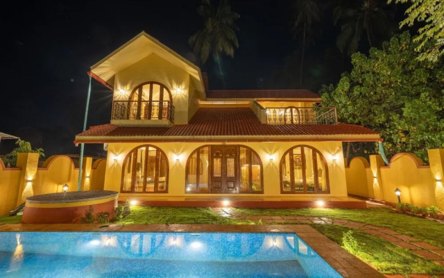 Ishaan Holiday Home