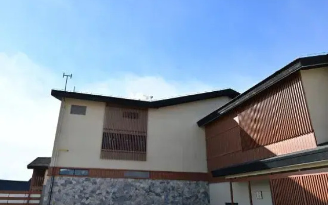 Seventy Tangquan Hotel