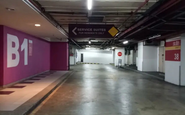 SM service suite Times Square