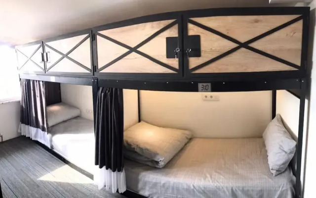 Musk24 Hostel