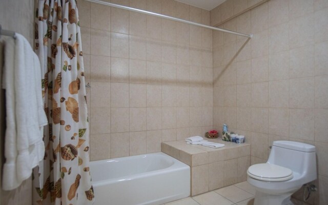 NEW Bay Harbor Studio 201 4 Persons
