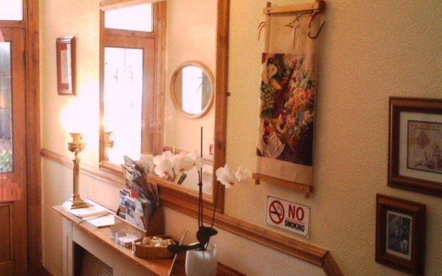 Kates Guest House B&B