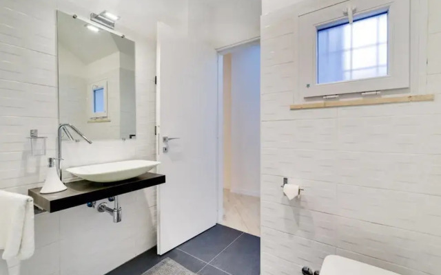 Luxury, Large Flat With Terrace on Vatican Walls