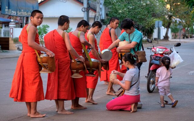 Pakse Hotel & Restaurant