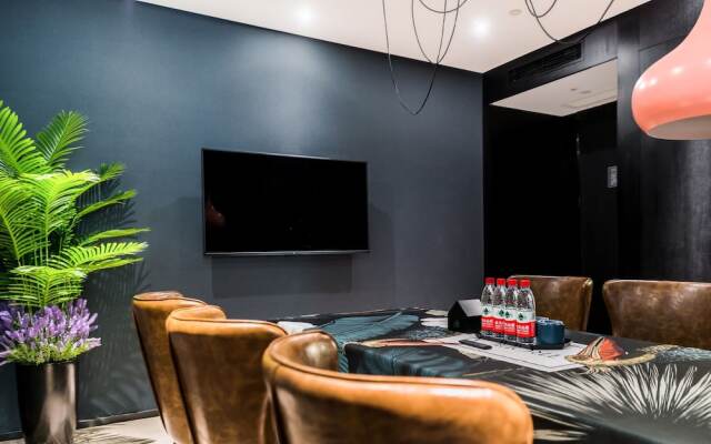 HeSu DESIGNER Hotel & Suites - Xi'an Drum Tower & YONGNING Gate Branch