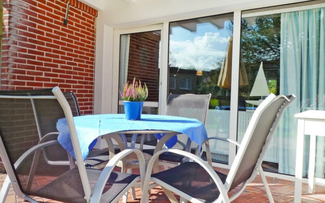 Mondmuschel Norden in Norden