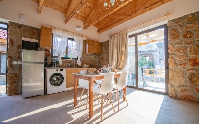 To Stolidi tis Psinthou