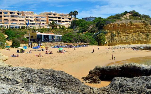 Alveiros Apartamentos Praia dos Aveiros