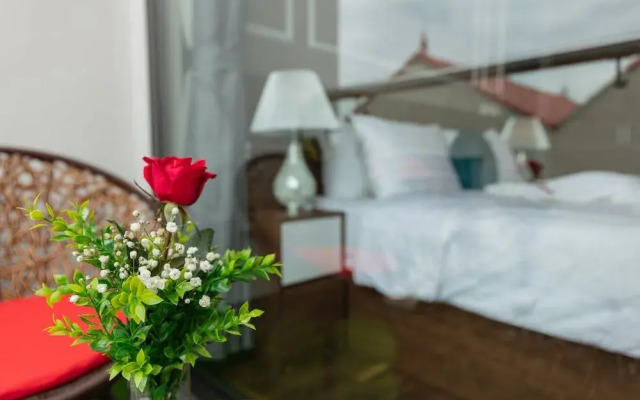 Airport Classic Hotel & Travel