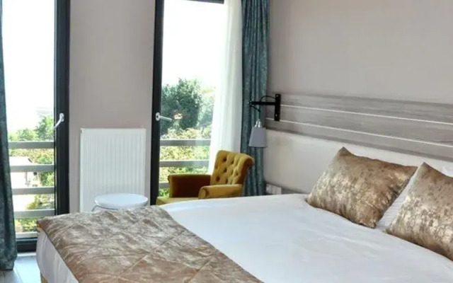 Asteria Garden Hotel