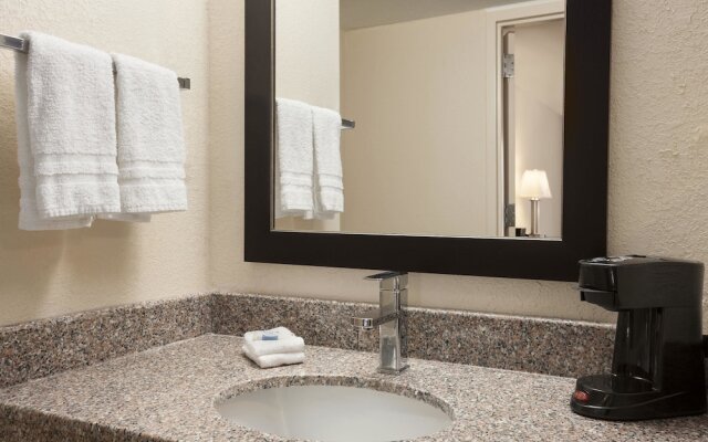 Super 8 by Wyndham Rahway/Newark