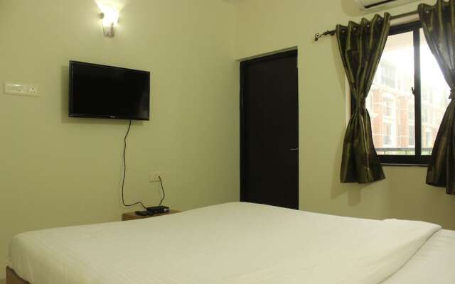 OYO 9163 Home 1BHK Poolview LPK Club Candolim