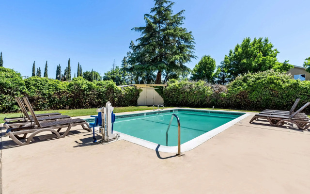 Comfort Inn Modesto