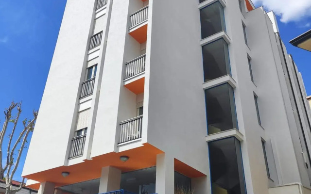 Hotel Senior