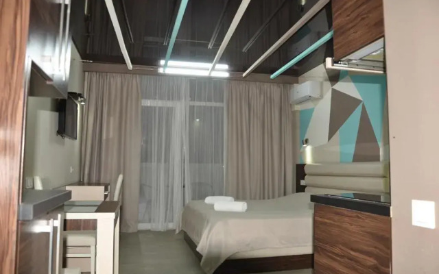 White Sail Apartments